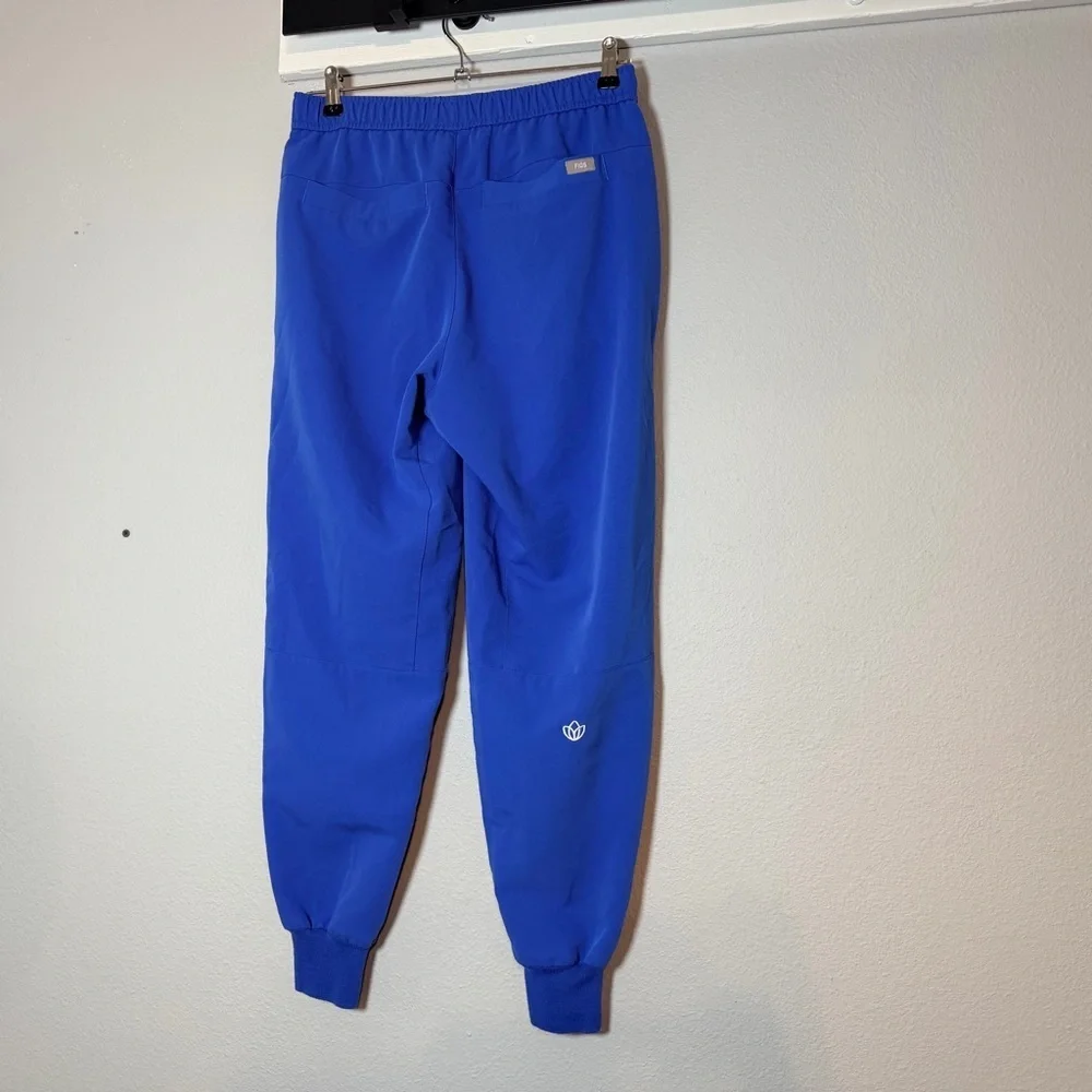 Figs Tansen Men's Jogger Scrub Pants Size Small Blue Embroidered Aya Healthcare